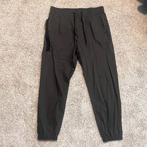 Men’s Medium American Eagle Gray Pants